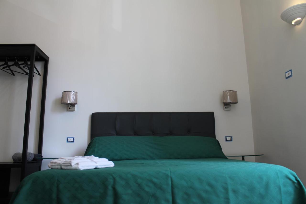 Mergellina 121 Apartment'S Rooms Napoli Ngoại thất bức ảnh